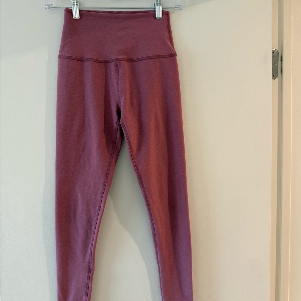 Beyond Yoga High-Waisted Mauve Leggings